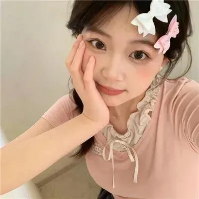 国产精品深宫侍女《宫灯微光》全集 - 侍女微光暖心